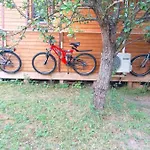 An Original Tiny House Wifi, Ac, Bikes, Ho Compatible