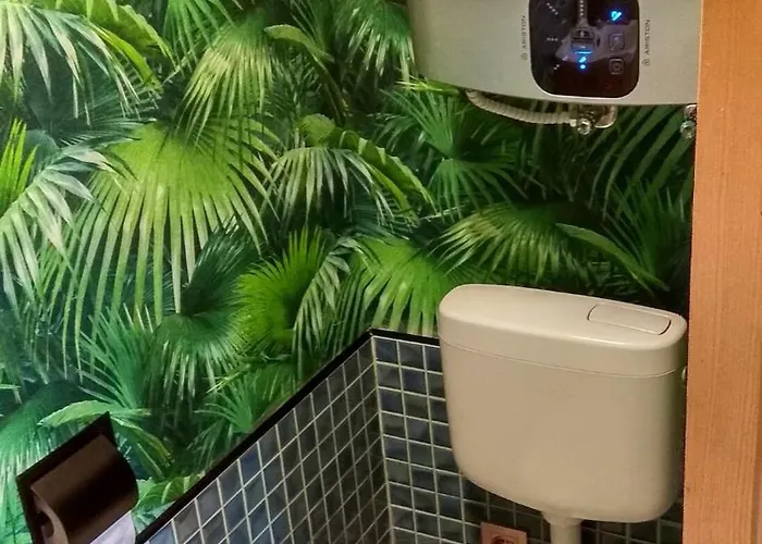 An Original Tiny House Wifi, Ac, Bikes, Ho Compatible