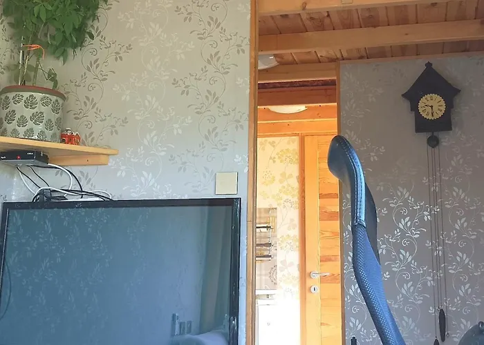 An Original Tiny House Wifi, Ac, Bikes, Ho Compatible *